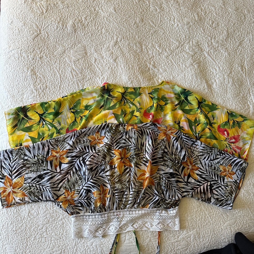 Timing Bolero Blouse Boutique Black/White and Multicolored Bundle S/M